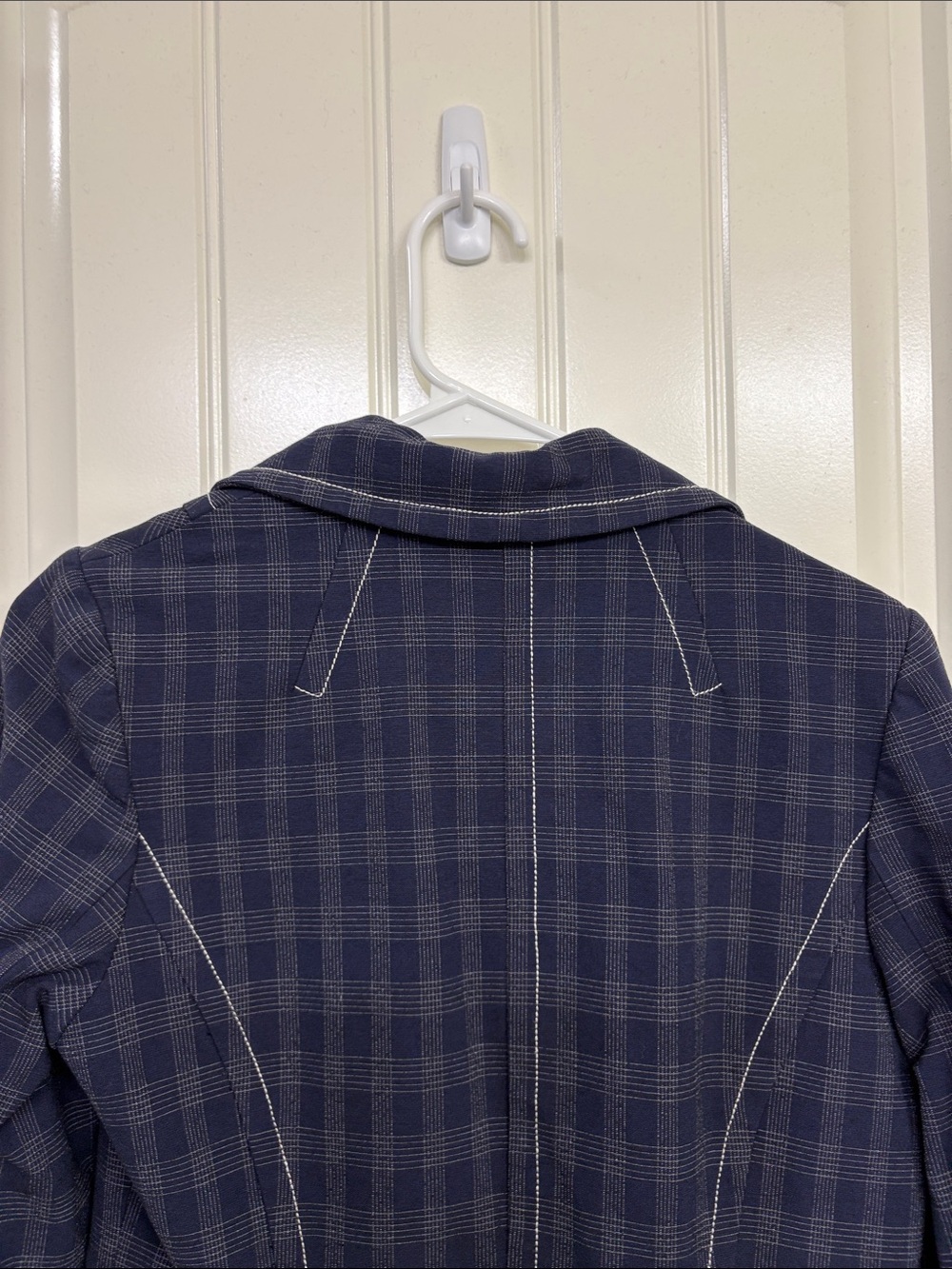 Tracy Reese Navy Plaid Tailored Blazer with Contrast Stitching - Picture 9 of 12